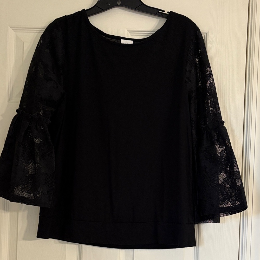 Cupio Black Lace Bell Sleeve Blouse
